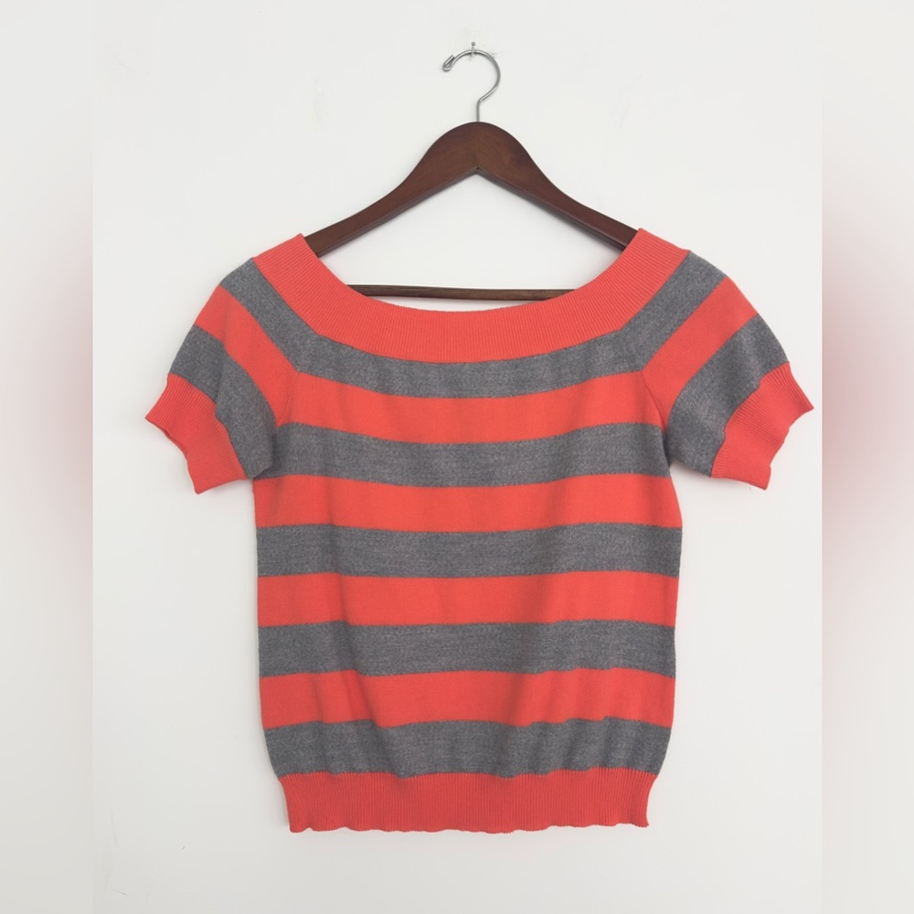 Moschino Cheap and Chic Ribbed Stripe Knit Top – Made in Italy